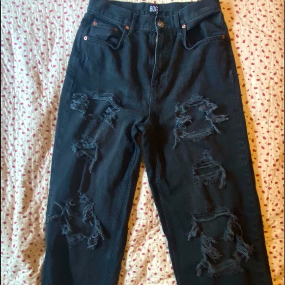 Worn Once Ripped Baggy Jeans - Picture 1 of 9